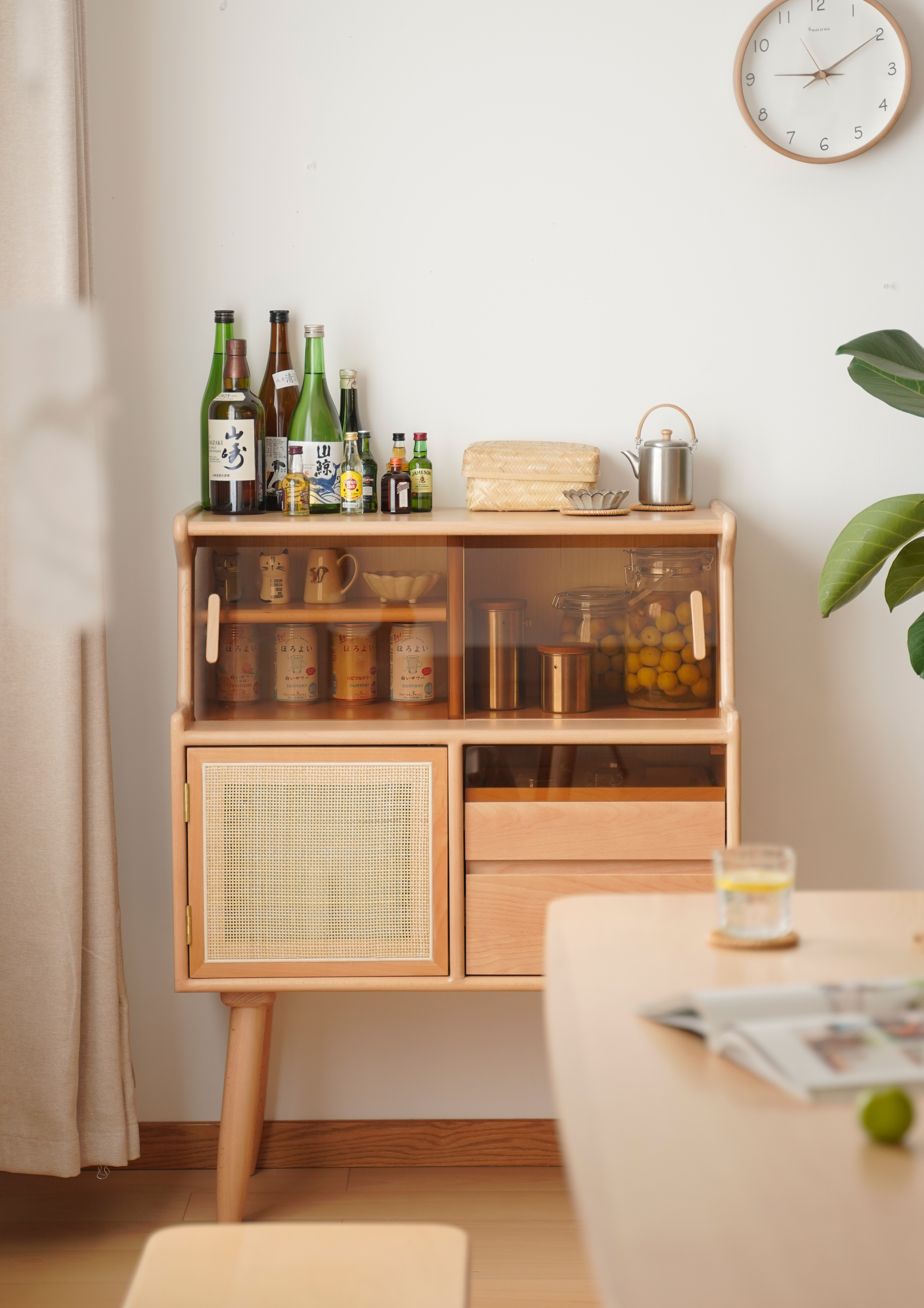 product design，furniture design ，Interior design，Sideboard，Solid wood sideboard，Solid wood furniture，furniture，