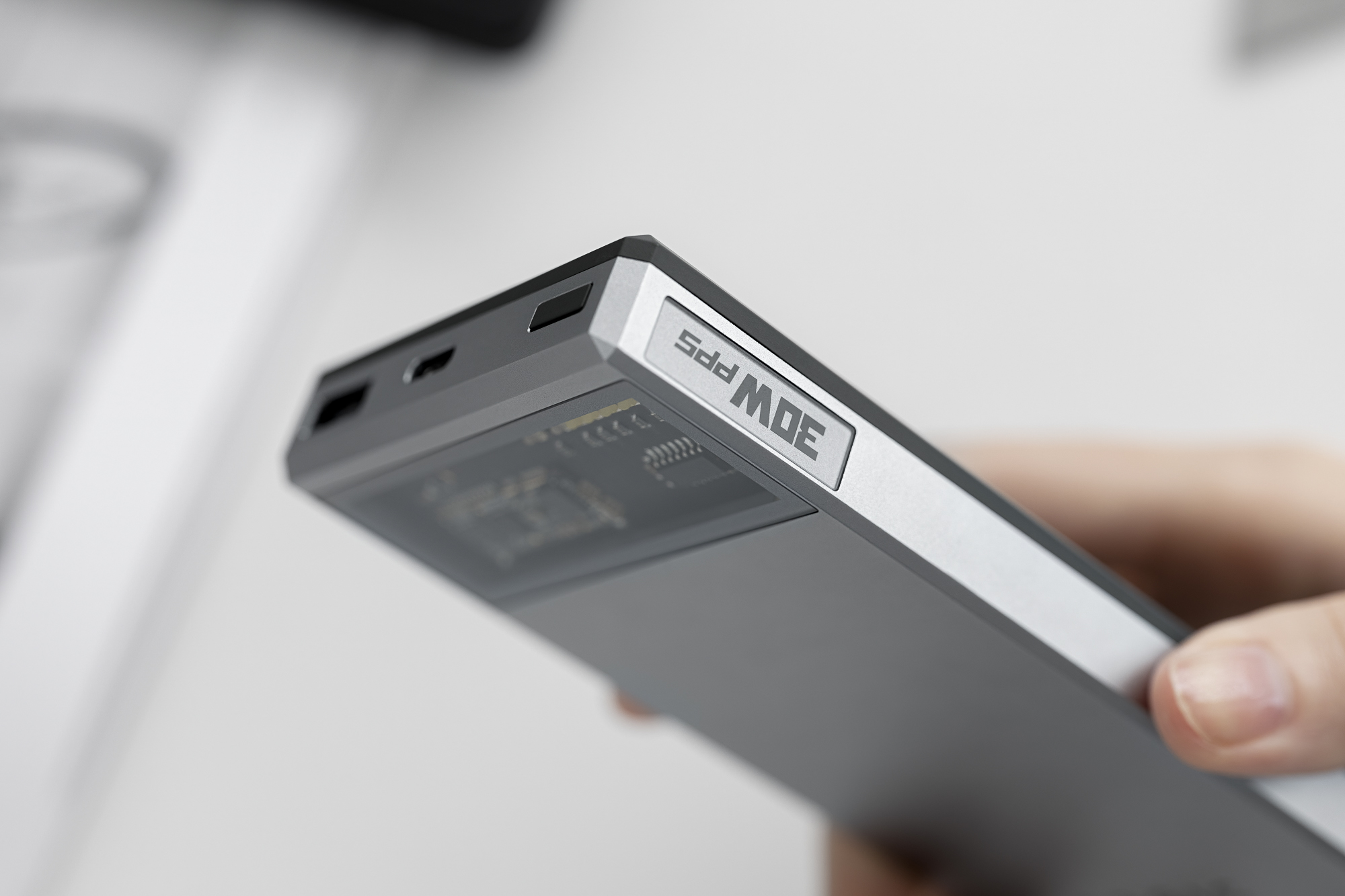 portable source，portable battery，chip，Shenzhen，Product shooting，