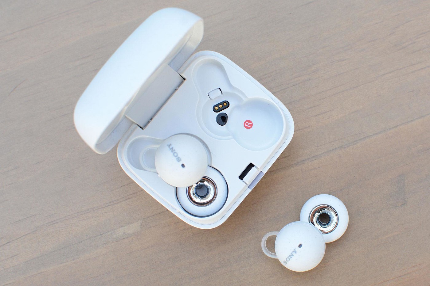 LinkBuds，Wireless headset，Digital，2022 Red Dot Product Design Award，