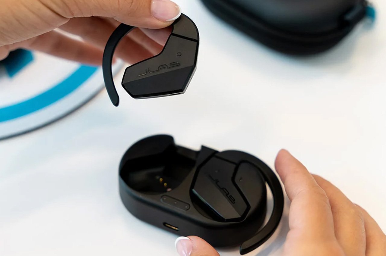 Earplugs，Sony，JLab，product design，motion，Sports earplugs，headset，