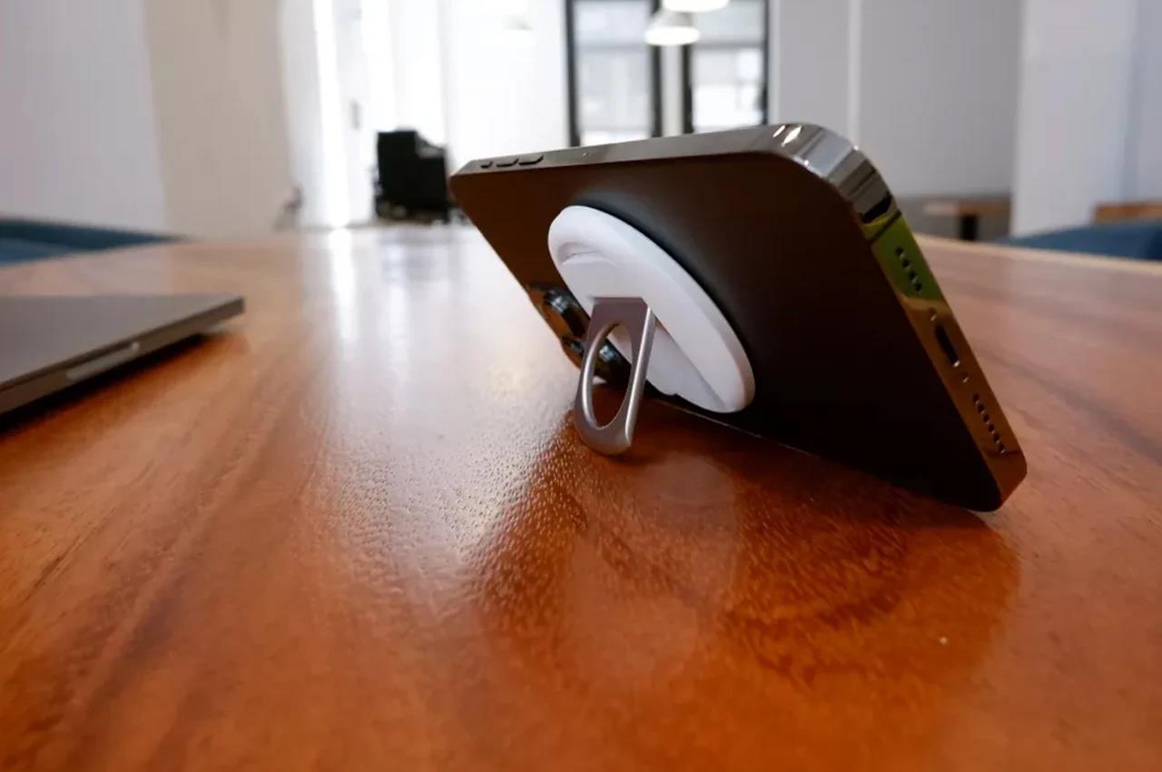 Mobile phone bracket，product design，exquisite，Simplicity，