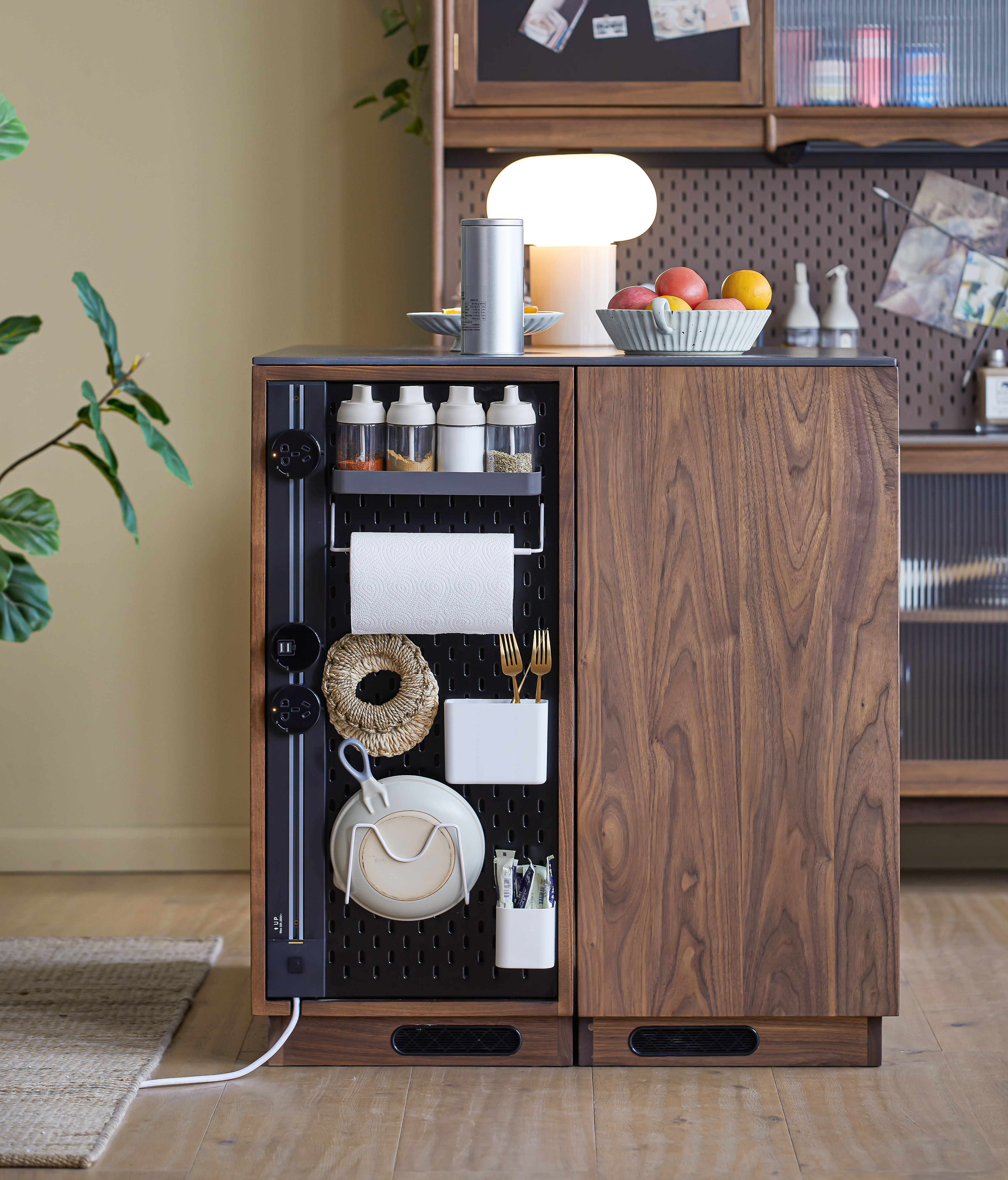 North American black walnut，Island Platform，Restaurant Design，