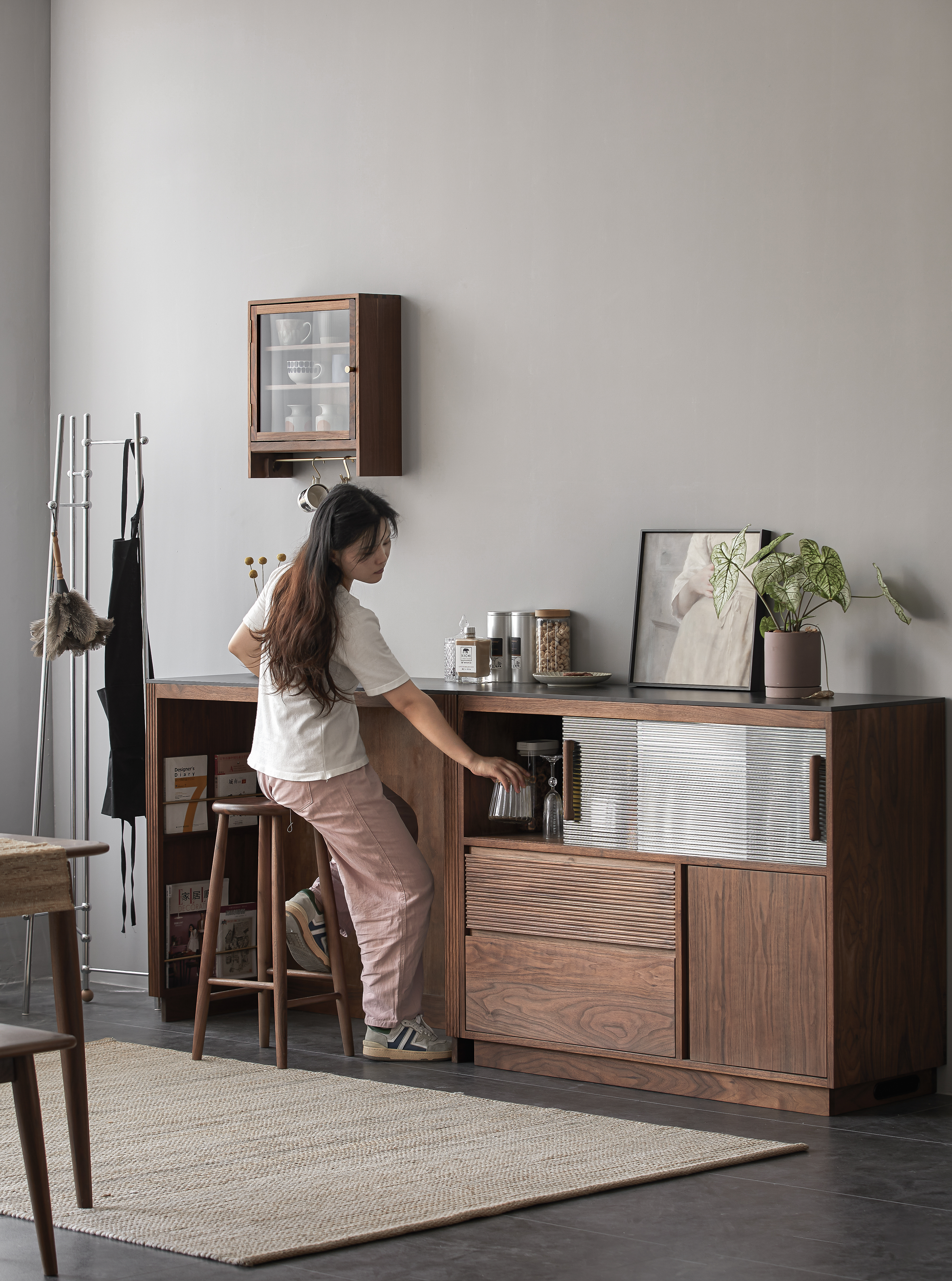 North American black walnut，Island Platform，Restaurant Design，
