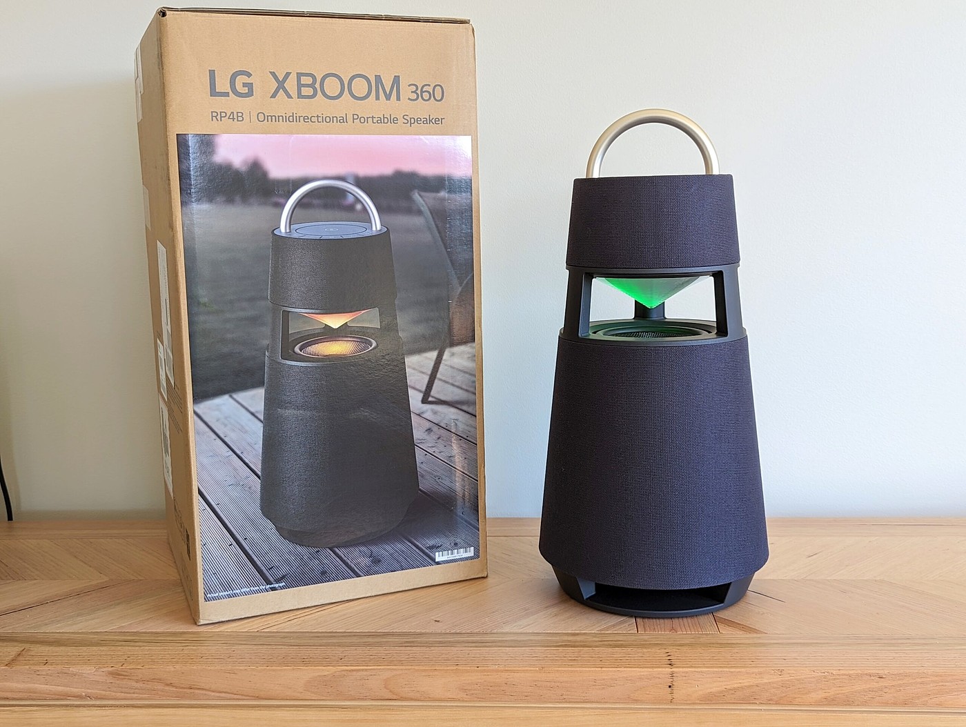 LG Xboom360 Series，音箱，数码，2022红点产品设计大奖，