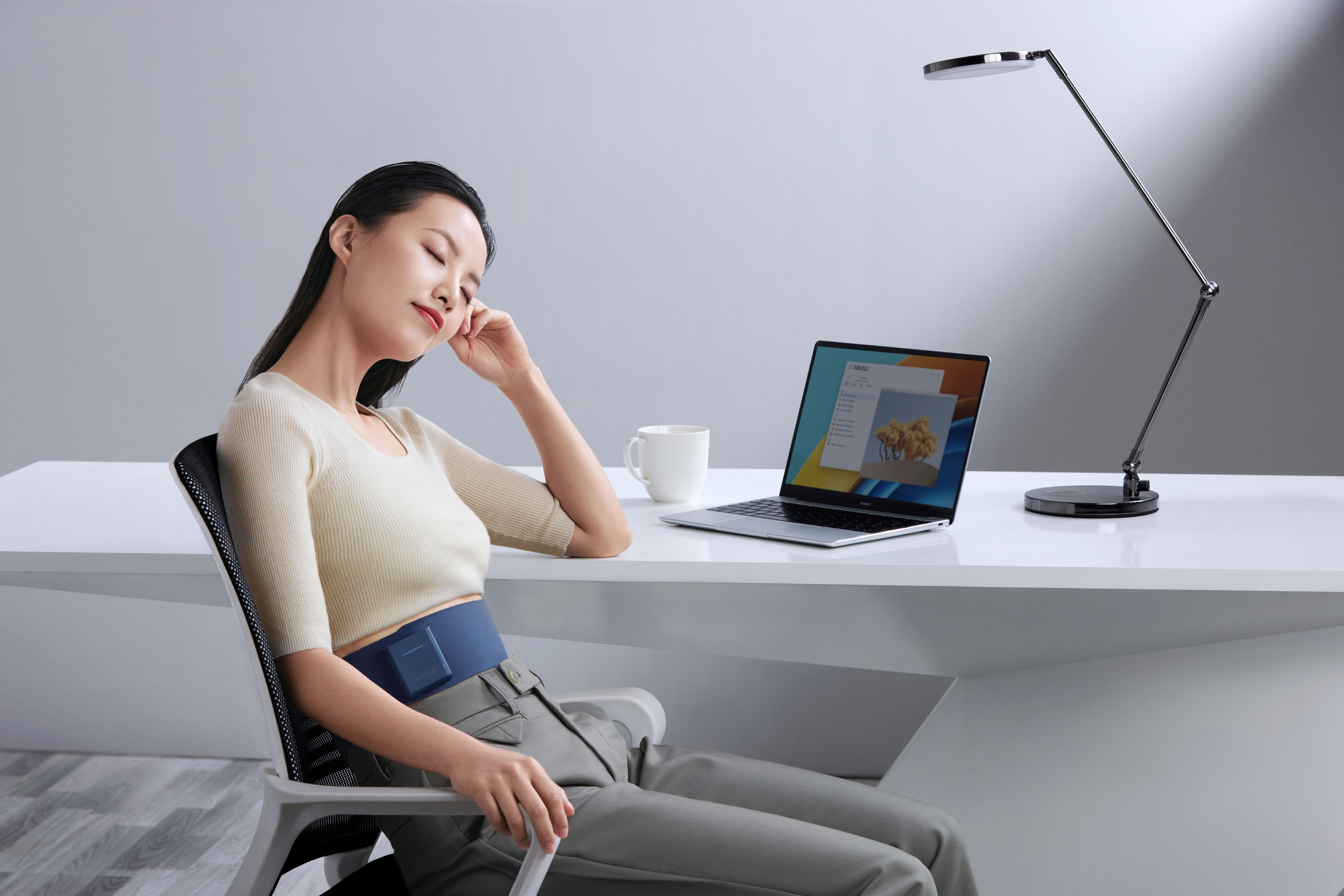 Yeelane，lumbar lumbar massager，EMS pulse massager，Hot belt massage，belt，Belt，Warm palace belt，Belt massage，