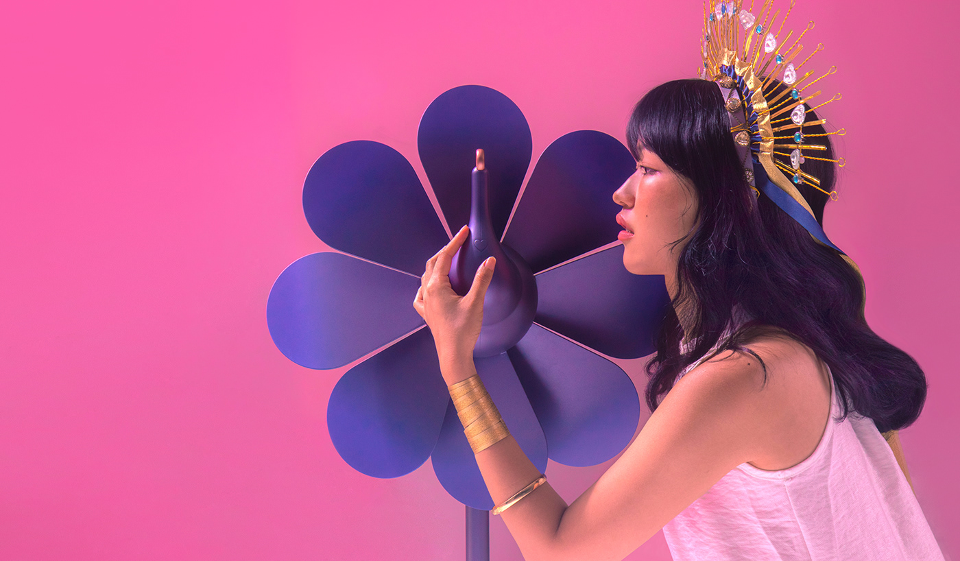 Agape，story，wind，Love and Peace，peacock，