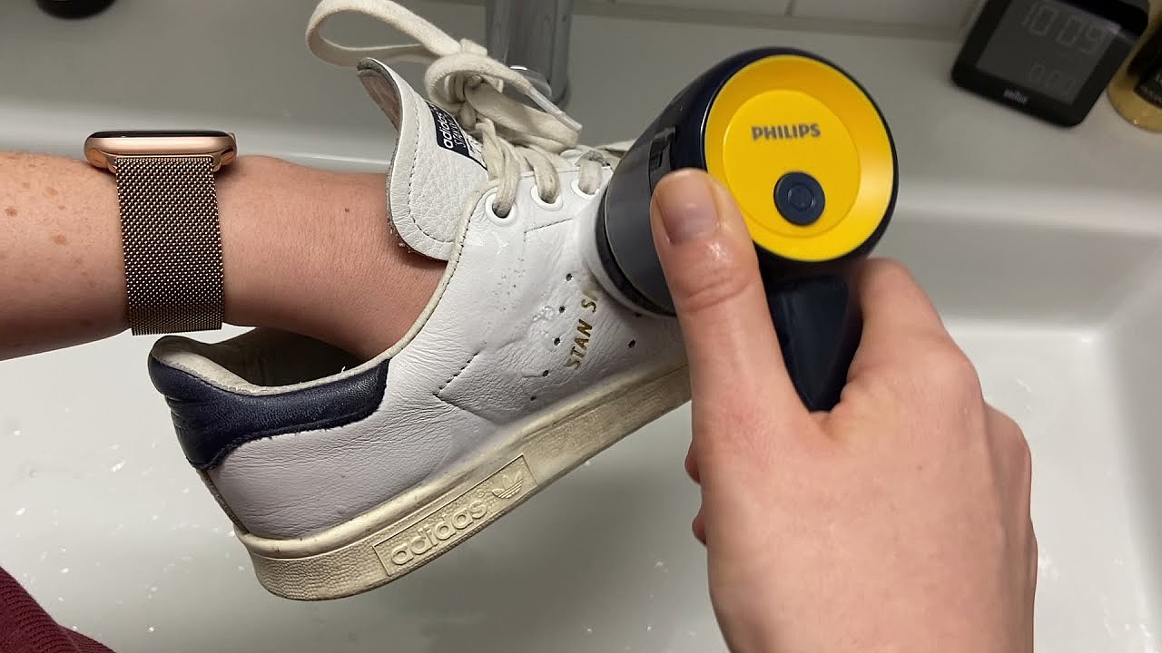 Electric shoe brush，philips，small home appliances，2022 Red Dot Product Design Award，