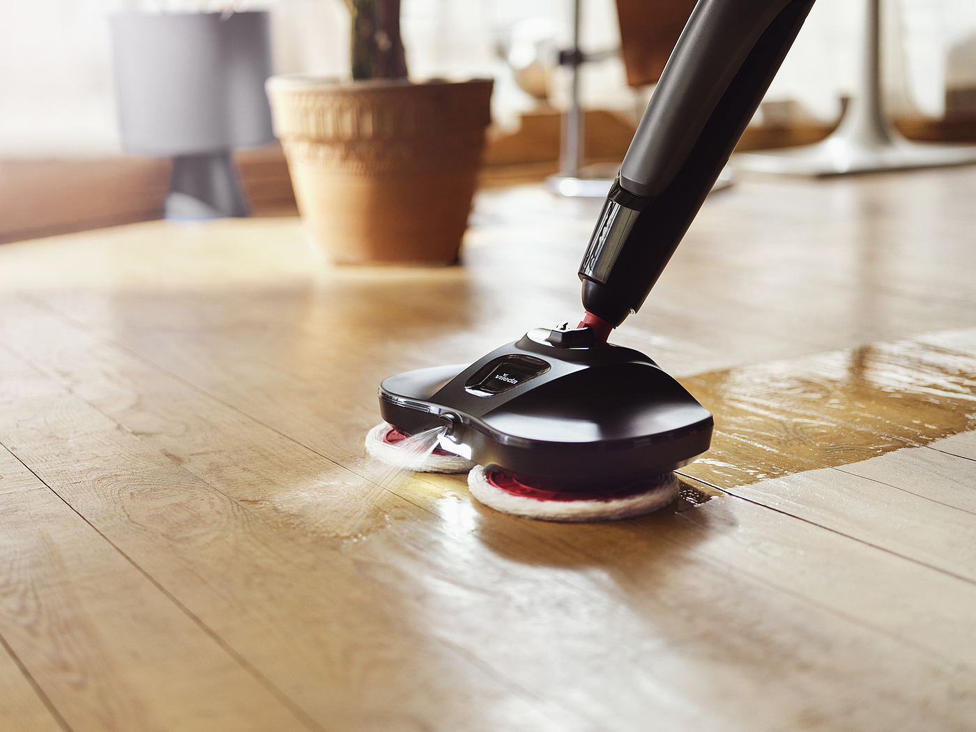 Vileda Looper，Electric spray mop，small home appliances，2022 Red Dot Product Design Award，