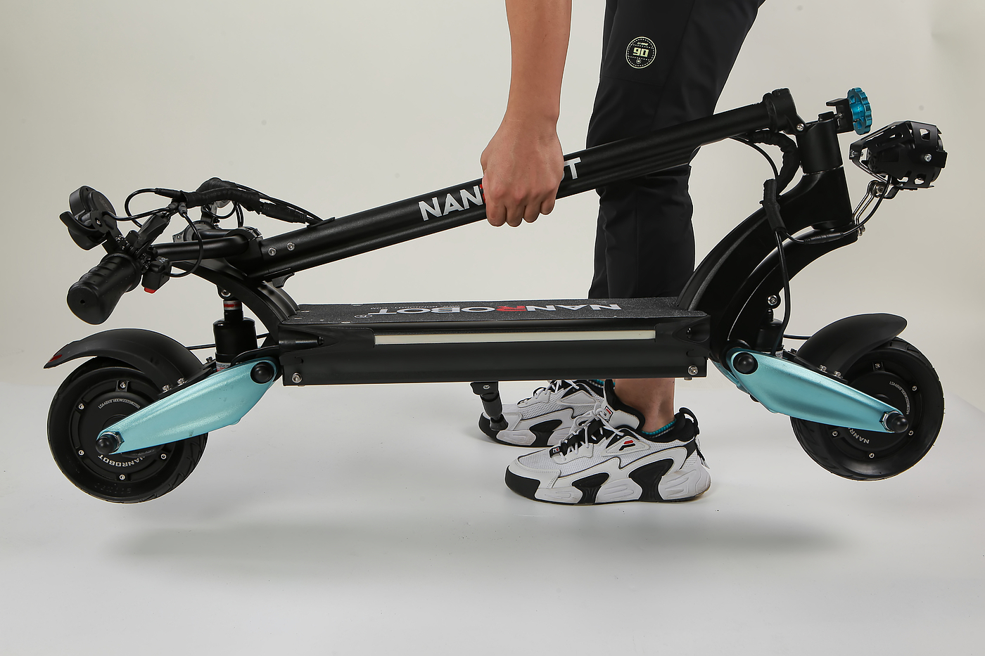 Double drive，Double shock absorption，Portable，