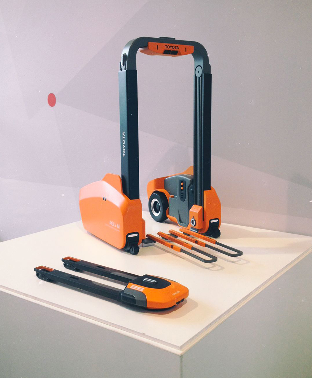 Toyota，Forklift，product design，industrial design，conceptual design，