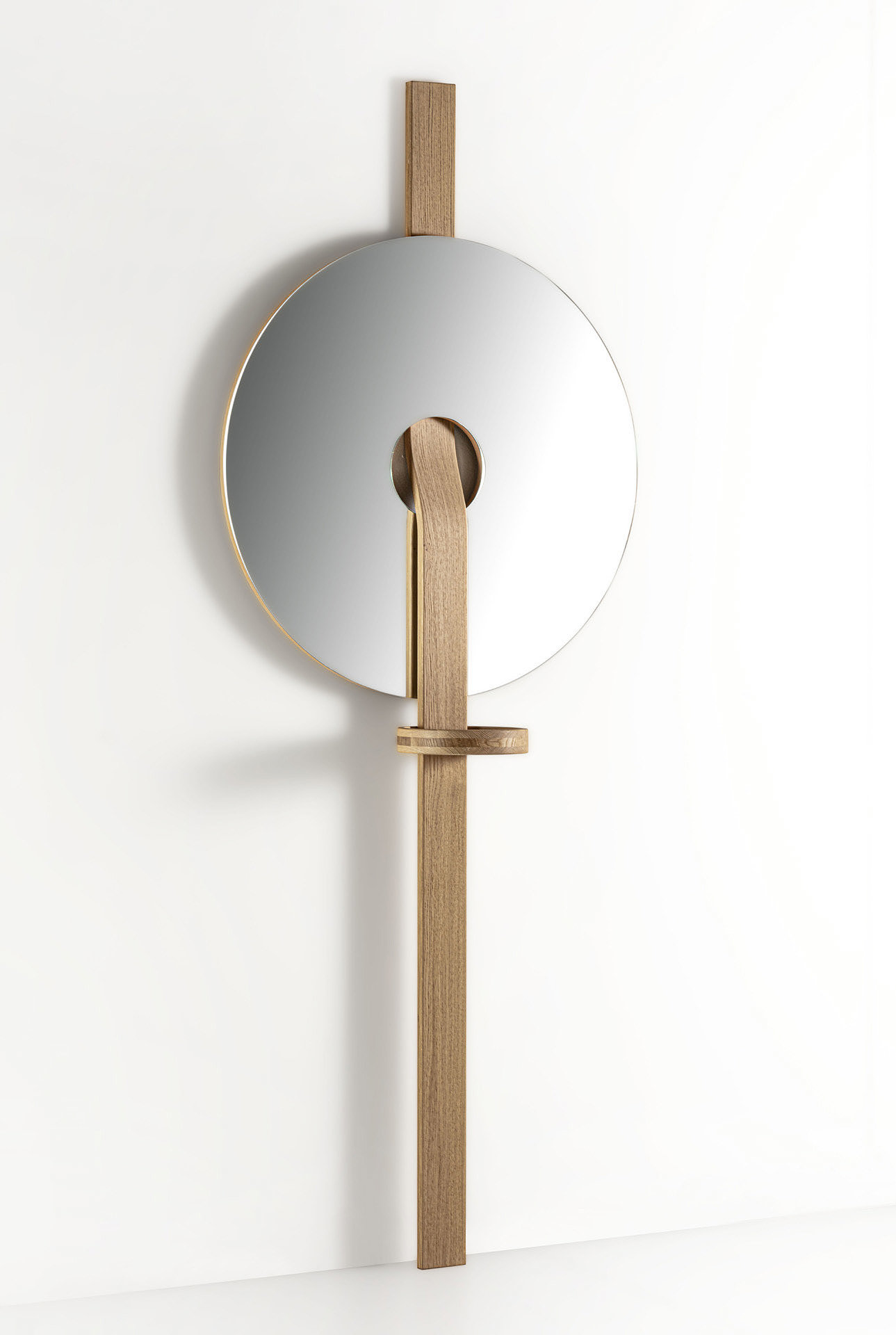 Dmitry Kozinenko，"Irpin" mirror，product design，