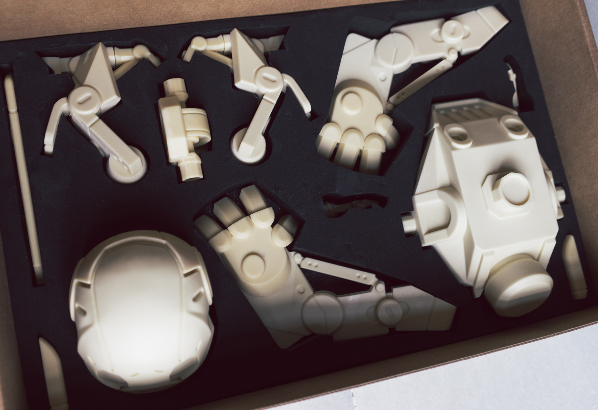 SADGAS VFX，MECHAVERITA，product design，Kickstarter，Calaveritas，Mecha，self-control，Foam rubber shell，