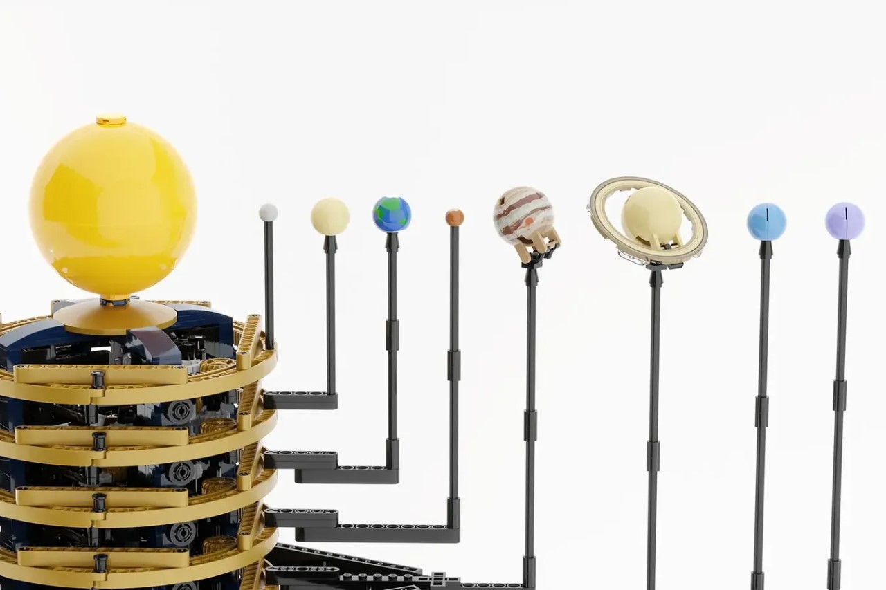 Chris Orchard & Bren，Mechanical Lego Solar System，99.8% accuracy，Product color household registration，Electrification model，