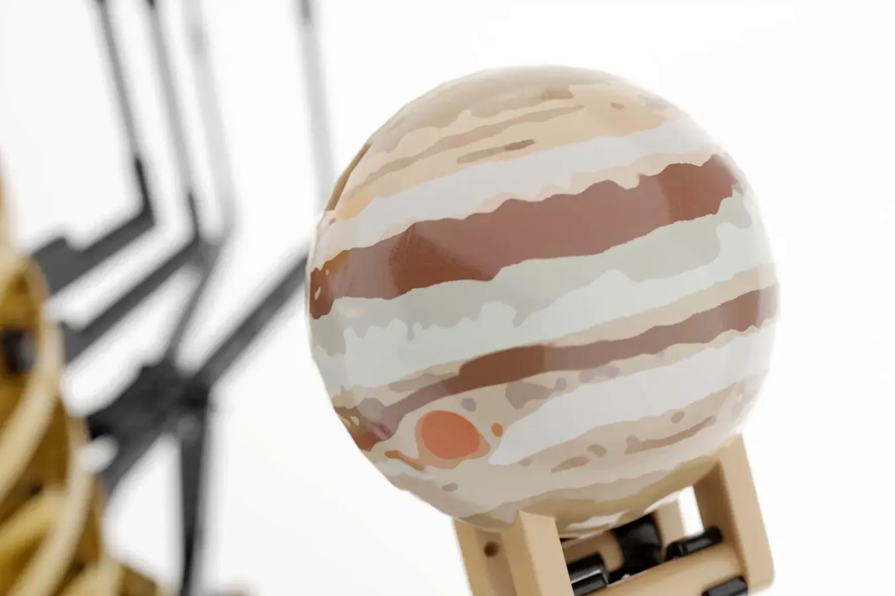 Chris Orchard & Bren，Mechanical Lego Solar System，99.8% accuracy，Product color household registration，Electrification model，