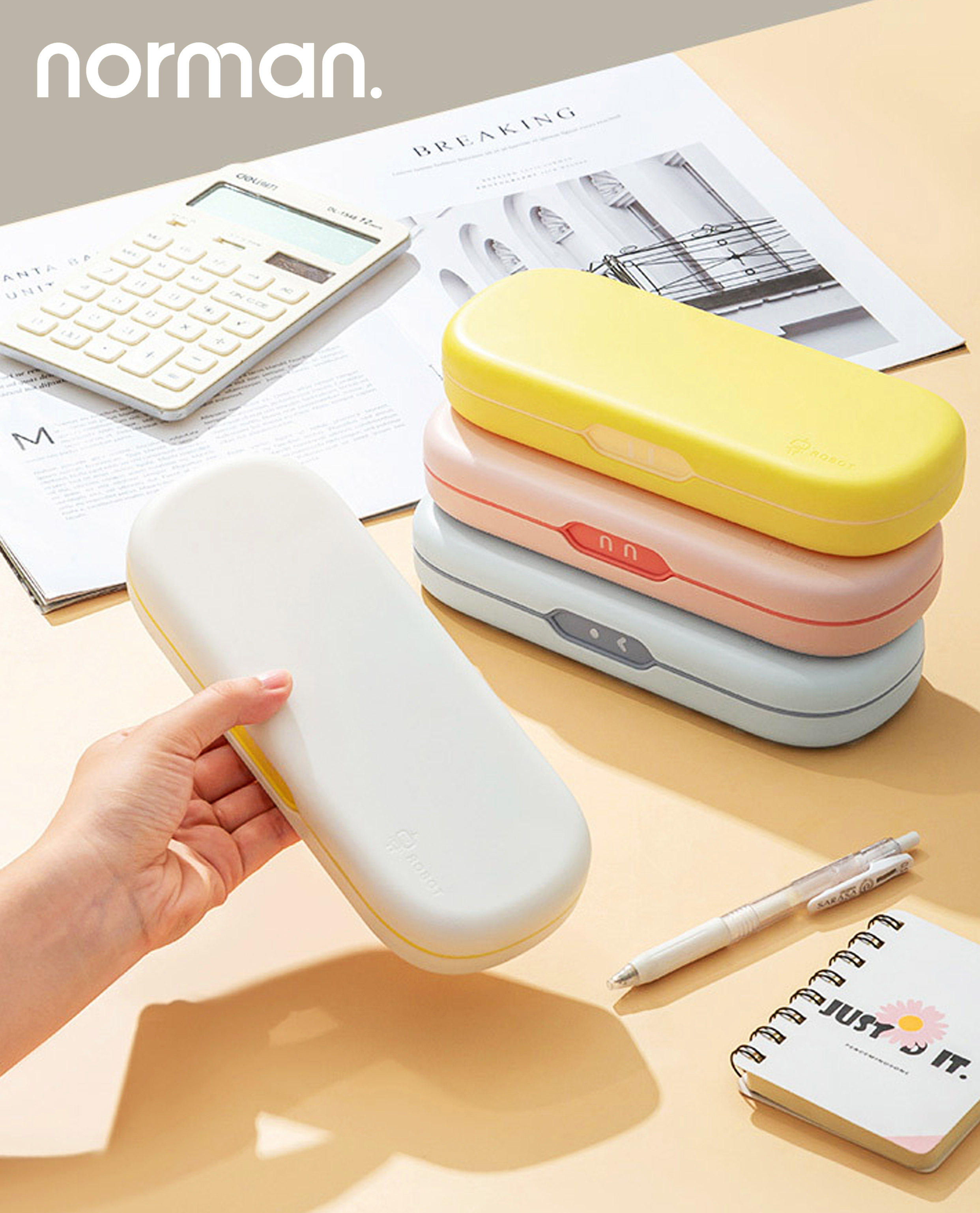 pencil case，Cartoon，robot，Yellow duck，