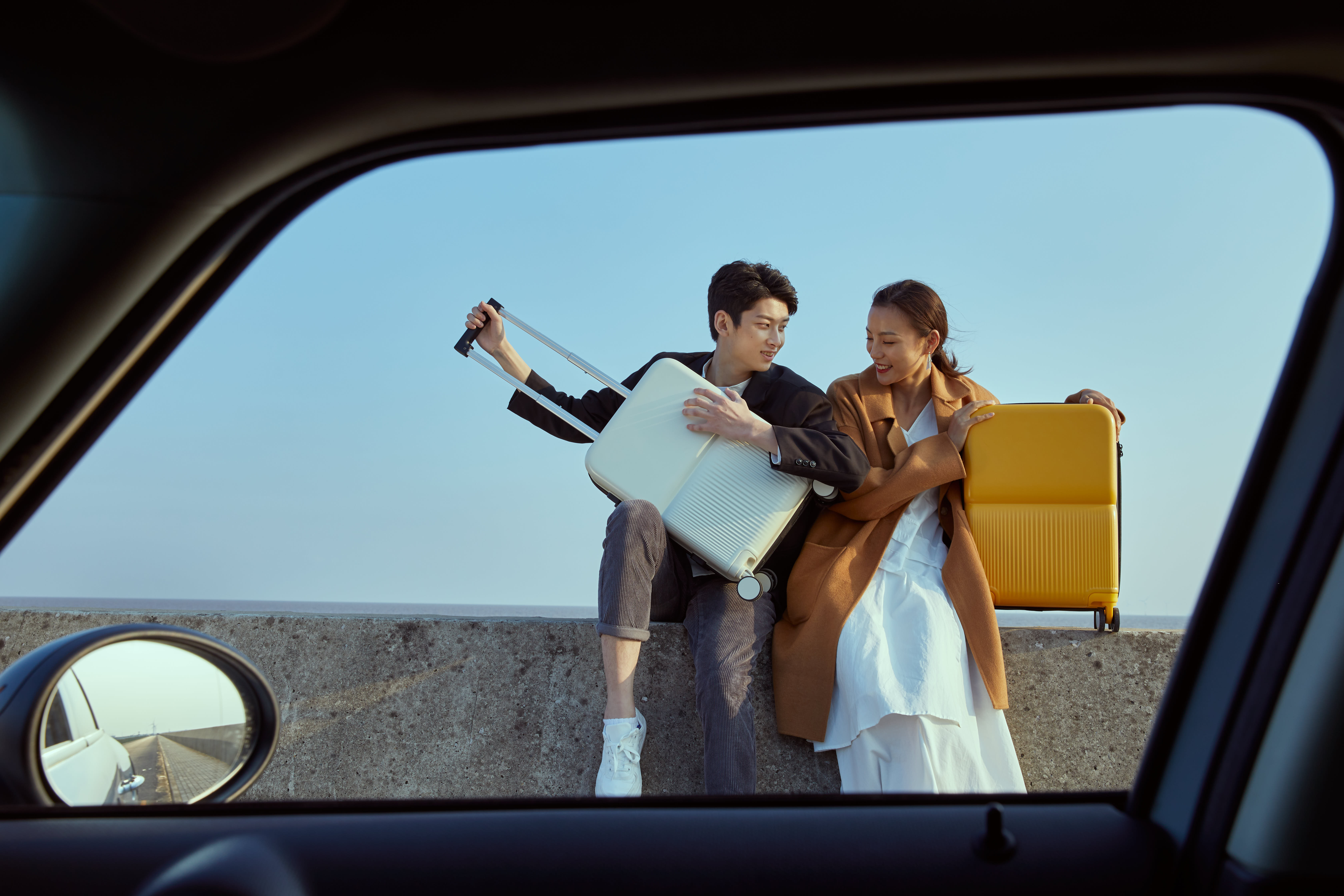 Heat wave design，suitcase，