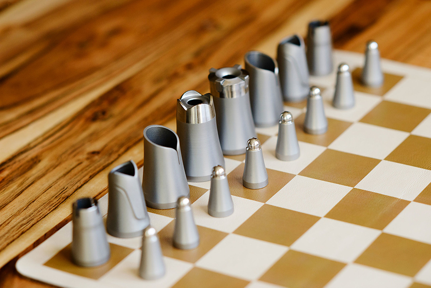 2022 Red Dot Product Design Award，Crownes Chess，Chess set，