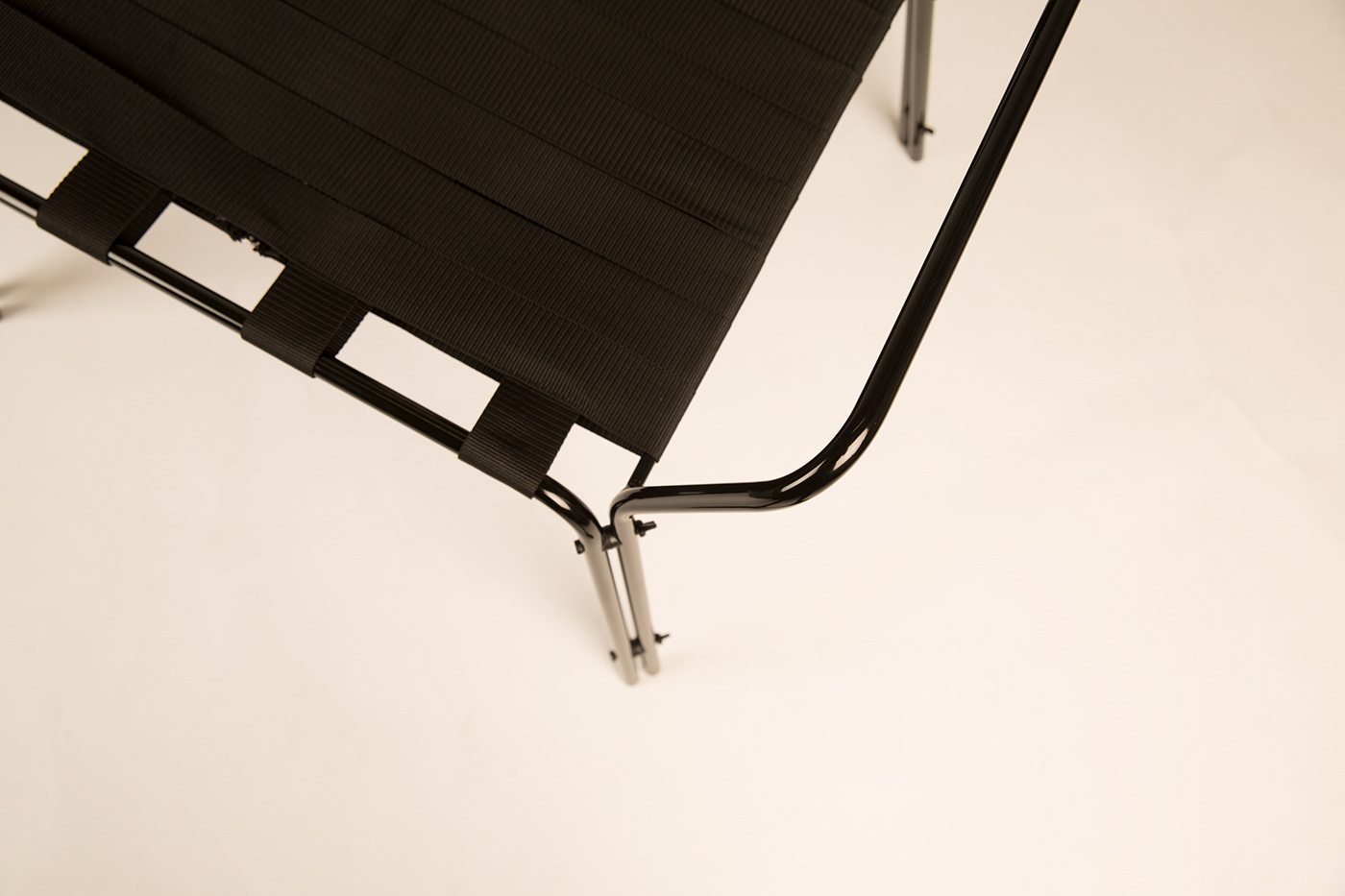 Simplicity，esthetics，black，