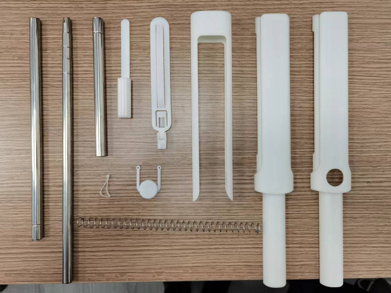 Electrostatic dust remover designed a few years ago，