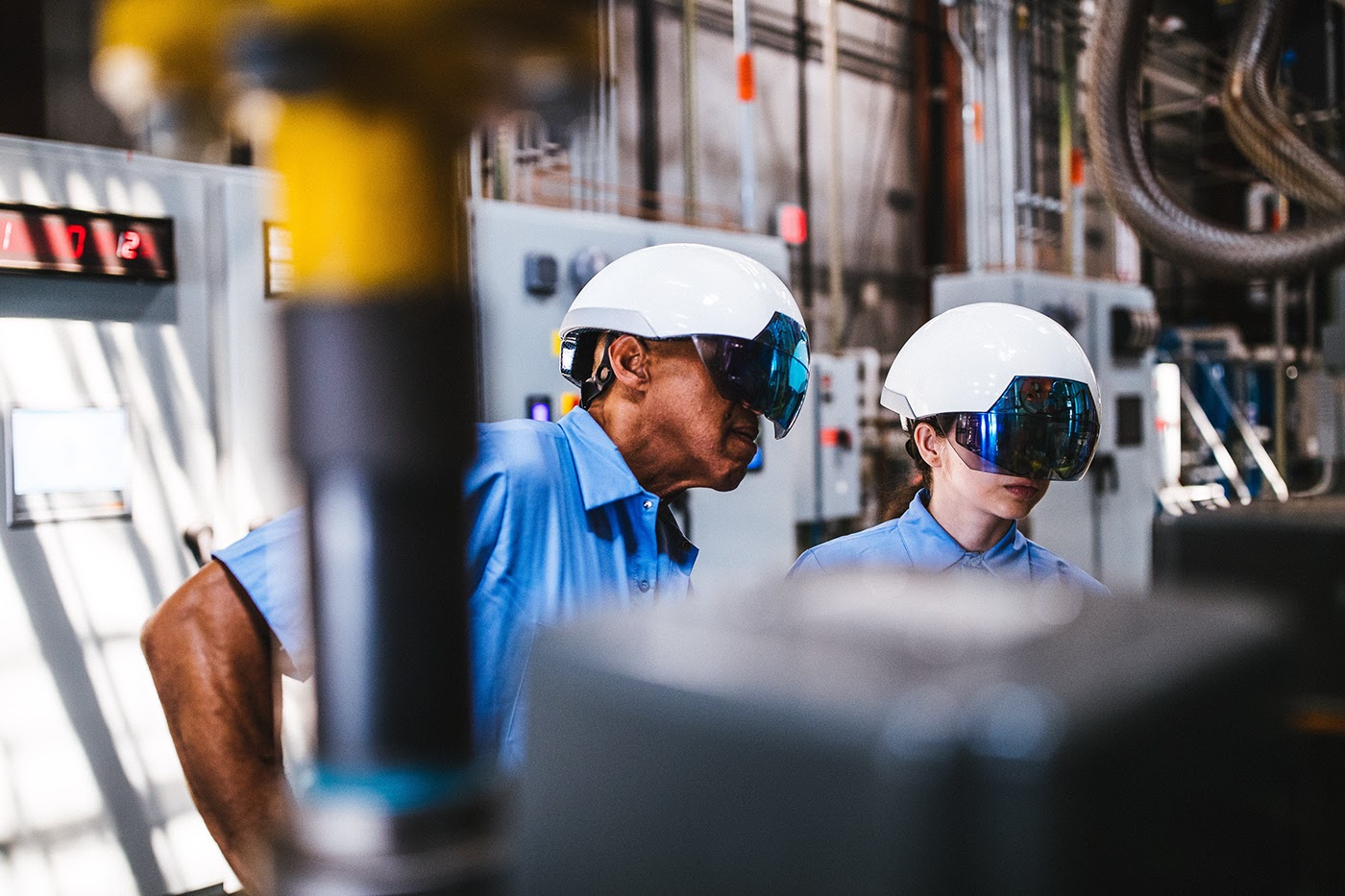 Helmet，Wearable device，