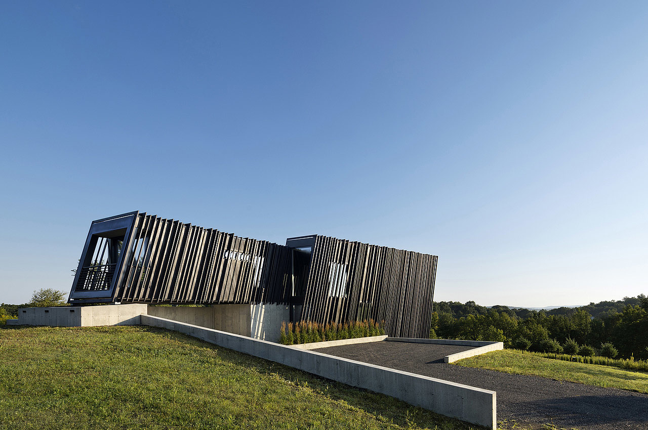 Vacation house，Architecture，tilt，sustainable，