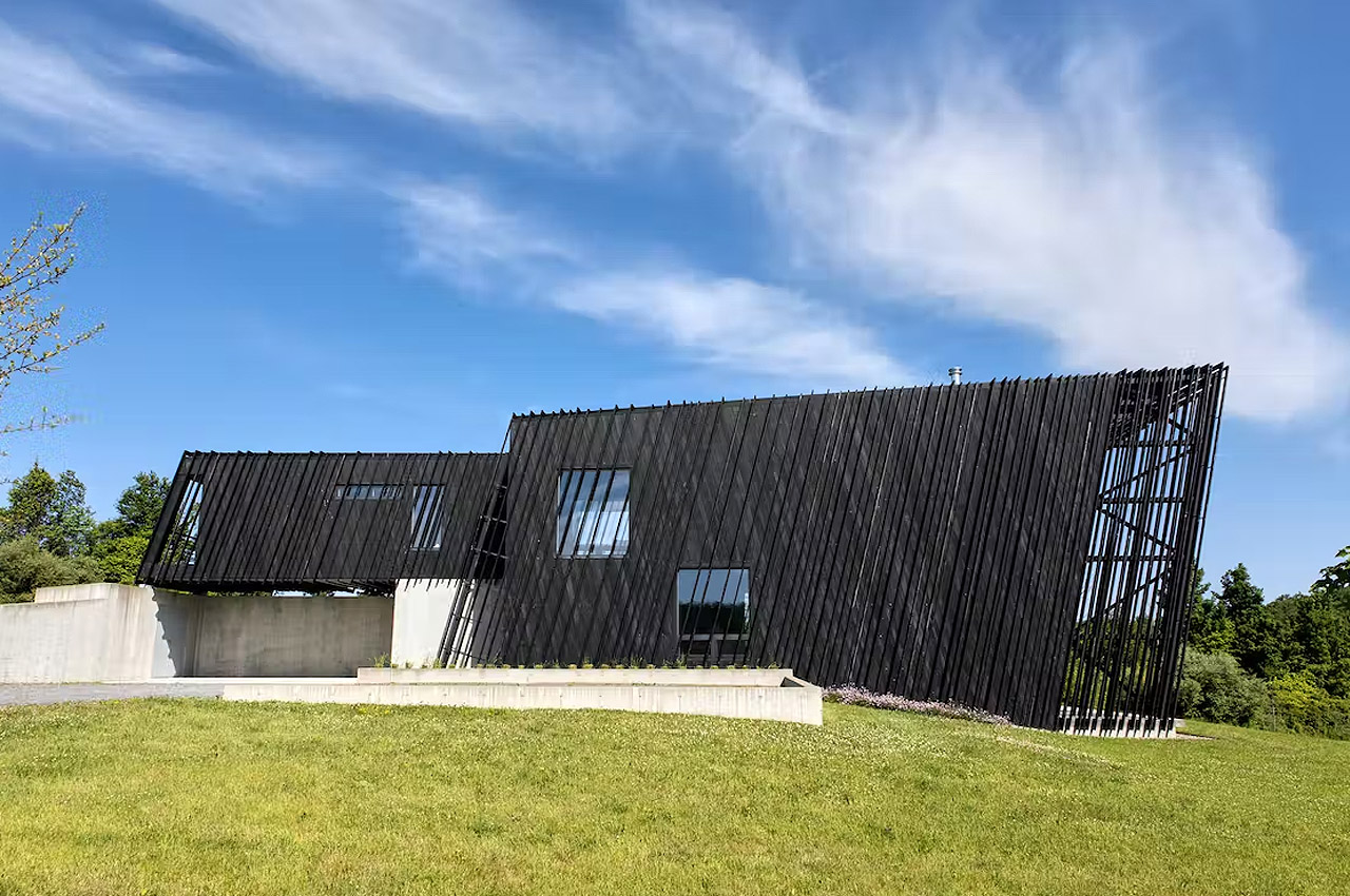 Vacation house，Architecture，tilt，sustainable，