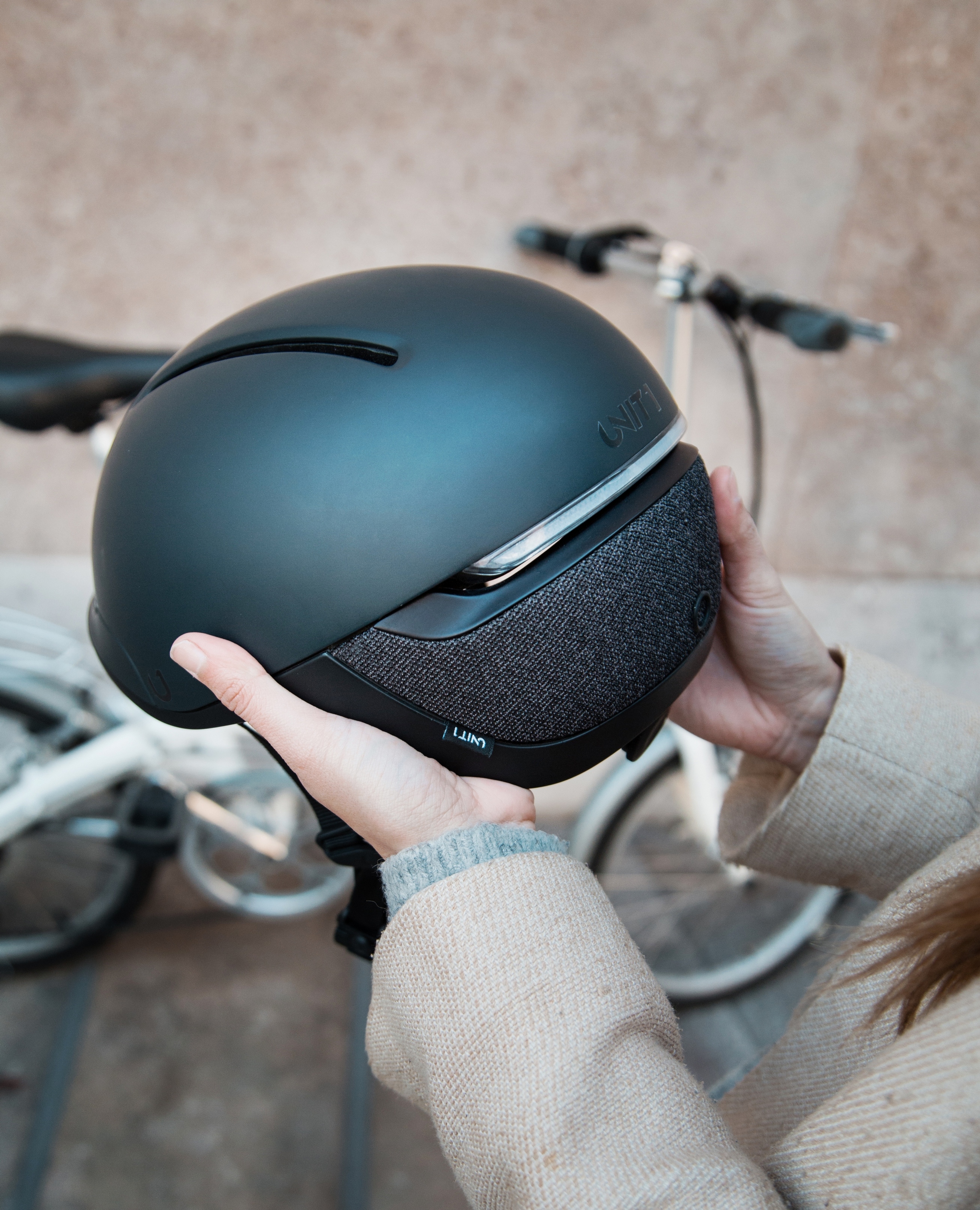 2022 Red Dot Product Design Award，Lighthouse，intelligence，safety hat，