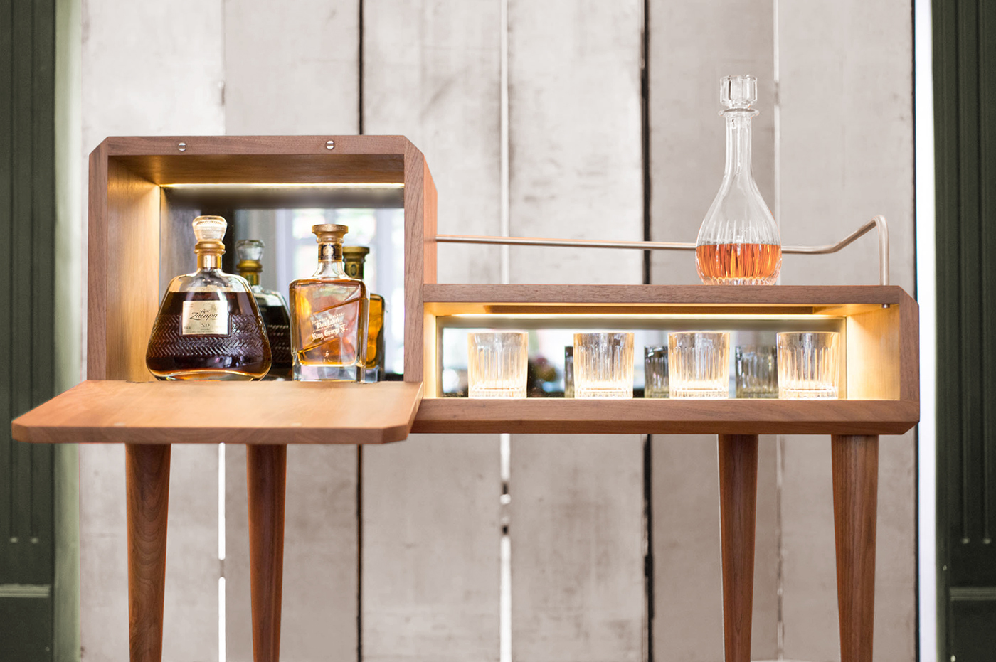 furniture，cabinet，woodiness，