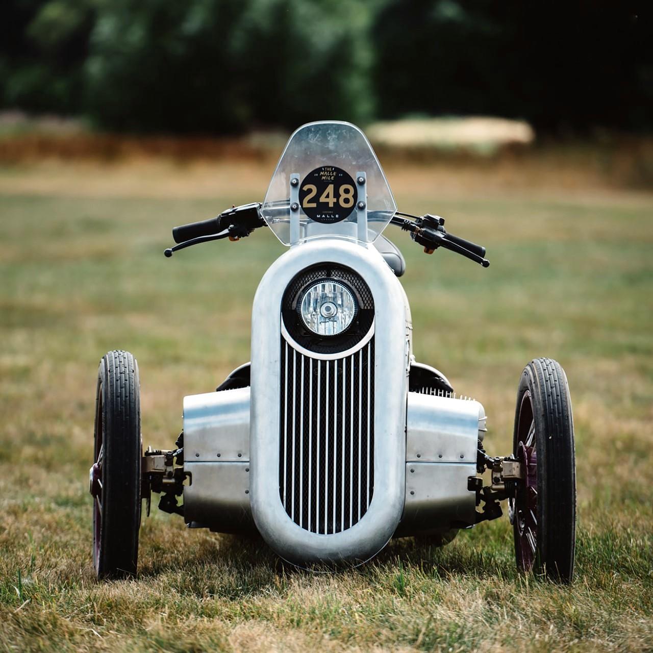 R100，bmw，Tricycle，customized，product design，automobile，