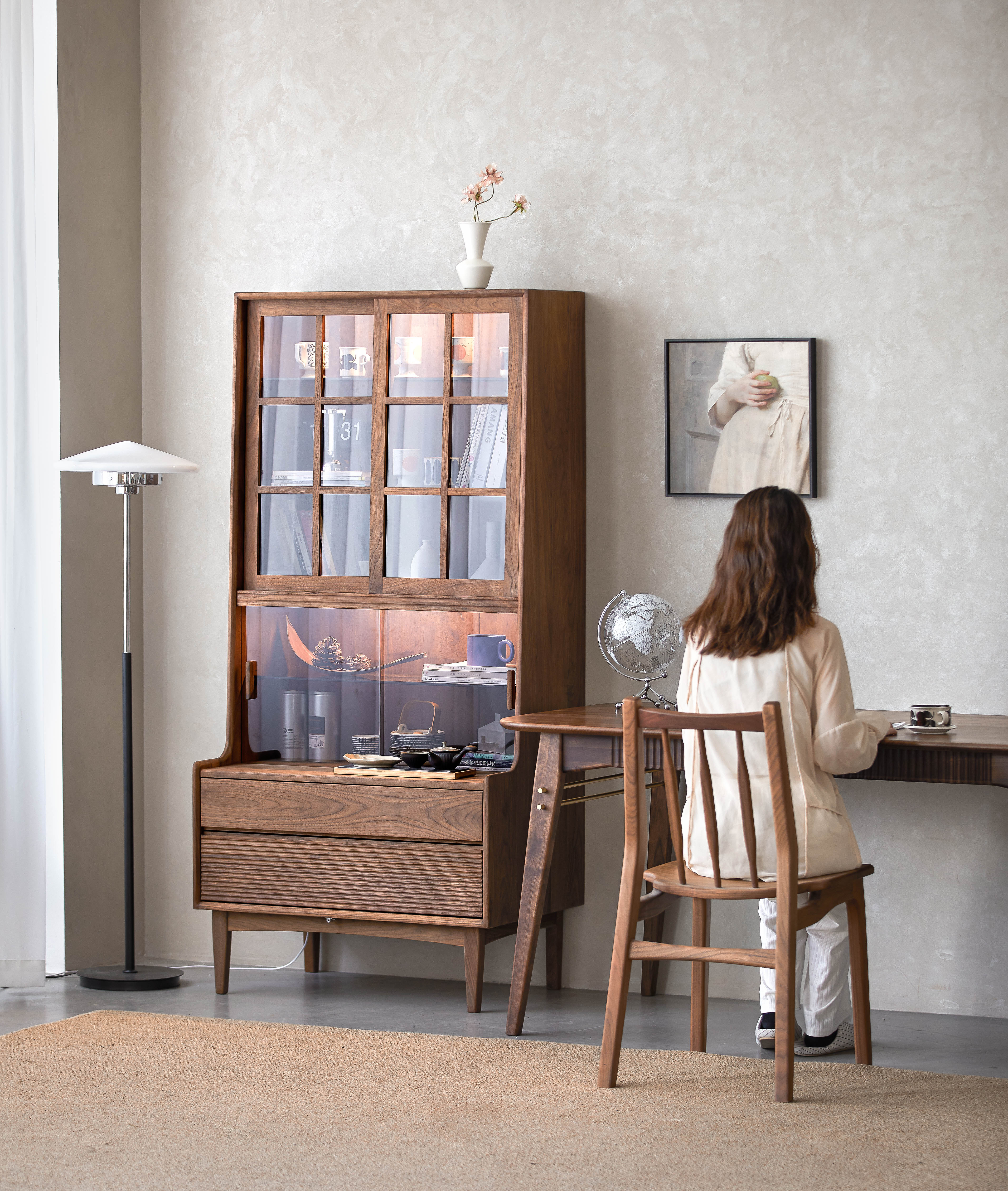 North American black walnut，Bookcase，furniture design ，