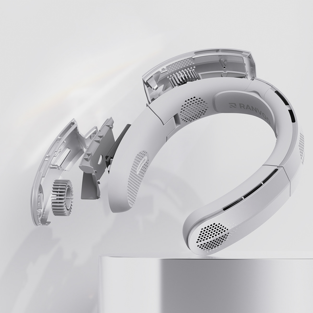 Electric fan，At the neckline，neckband，Metal，