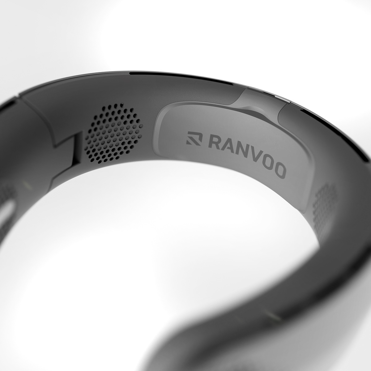 Electric fan，At the neckline，neckband，Metal，