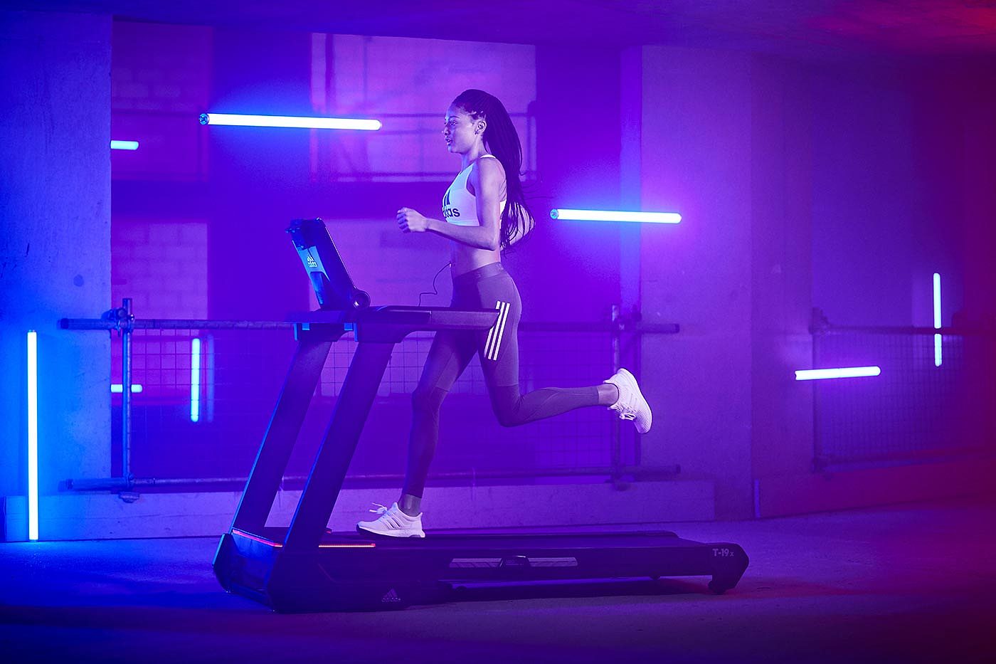 跑步机，adidas，阿迪达斯，有氧健身，健身器材，