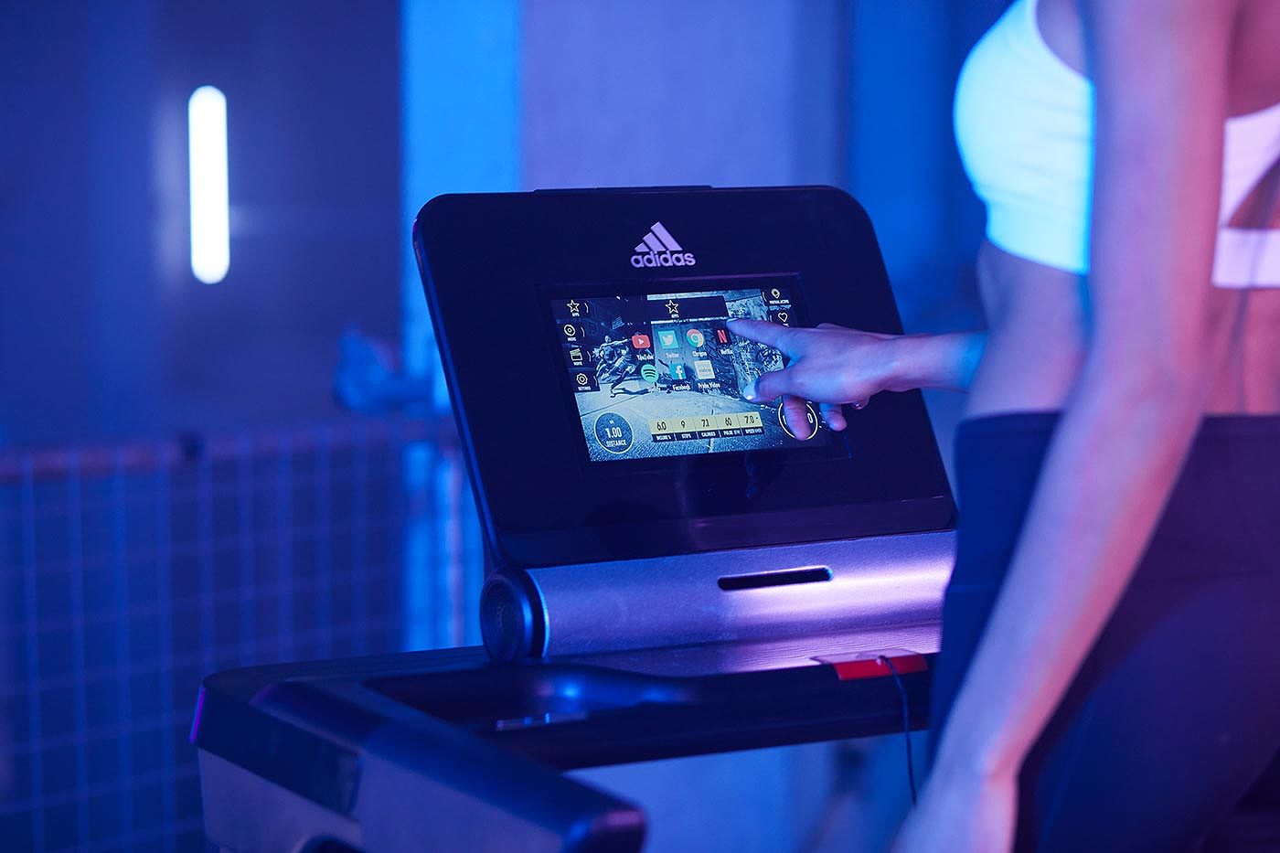 Treadmill，adidas，Adidas，Aerobic fitness，Fitness Equipment，