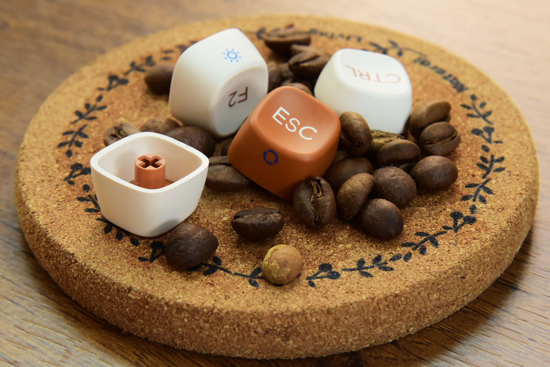 Daryou small square sugar wireless mechanical keyboard，Bluetooth mechanical keyboard，Mechanical keyboard，Mute keyboard，Table setting，wireless keyboard，