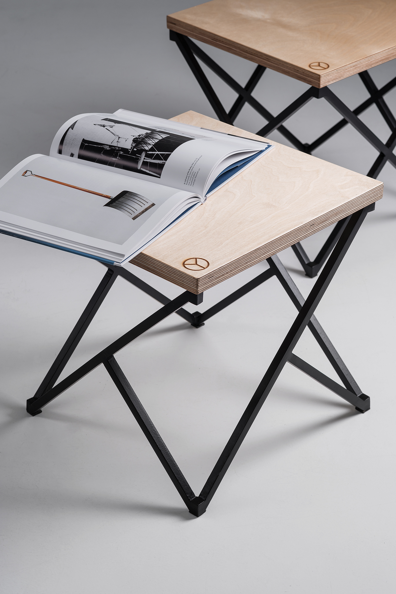 X & Y stool，furniture，