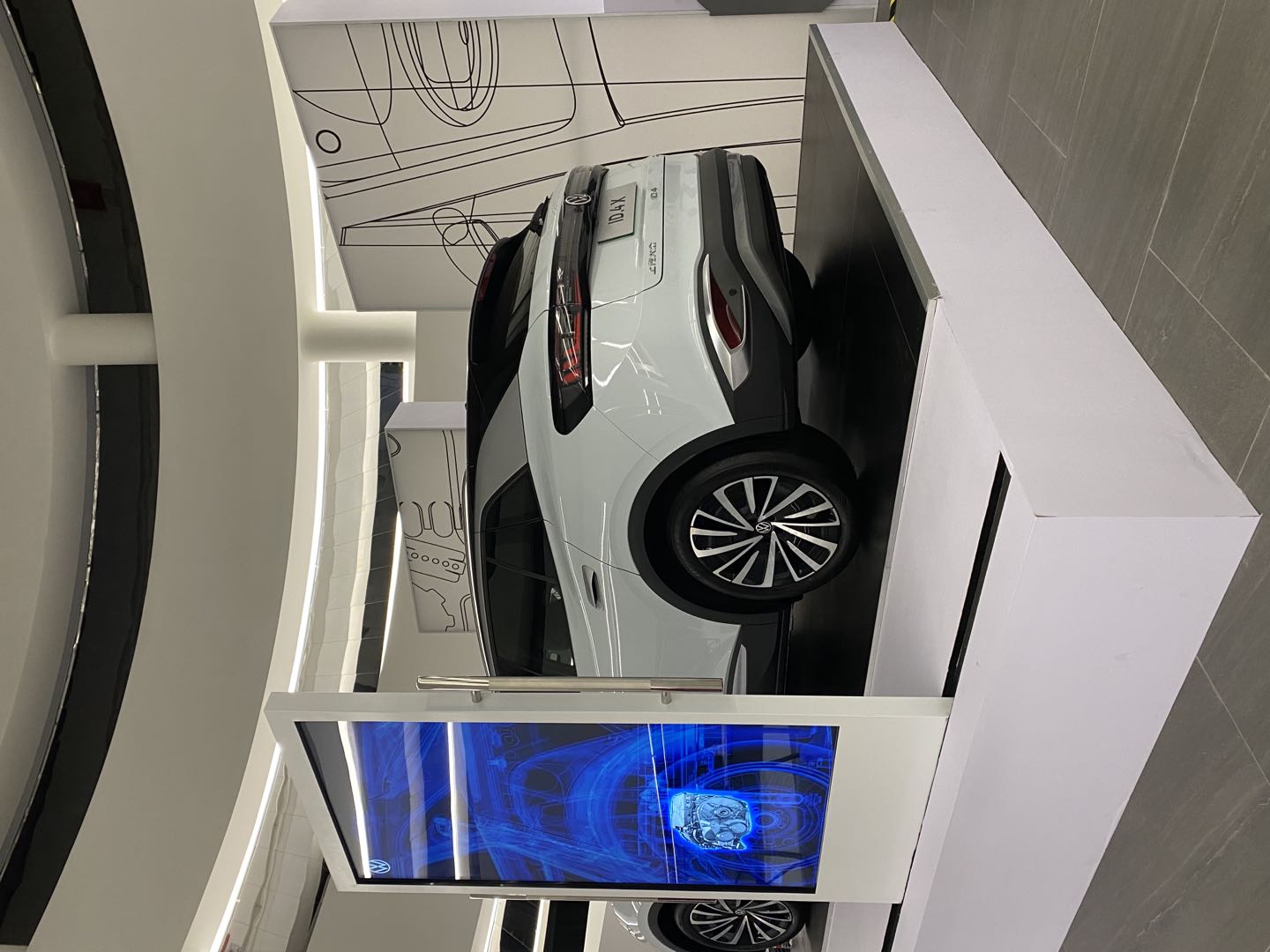 OLED，Floor slide screen，Car screen，