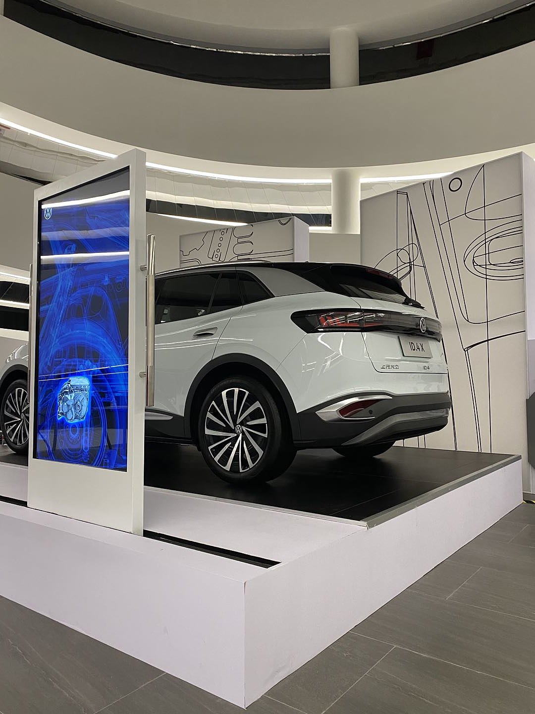 OLED，Floor slide screen，Car screen，