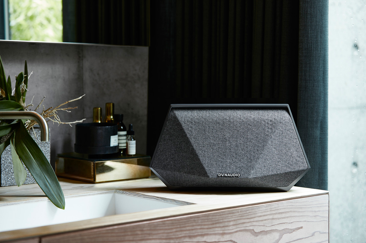 Intelligent speaker，Danish Design，Geometry，