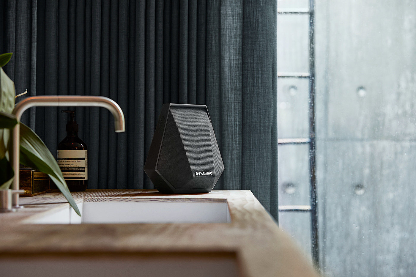 Intelligent speaker，Danish Design，Geometry，