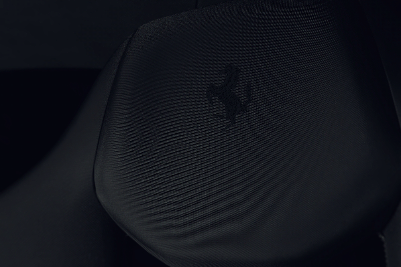 Ferrari，automobile，cgi，industrial design，visualization，