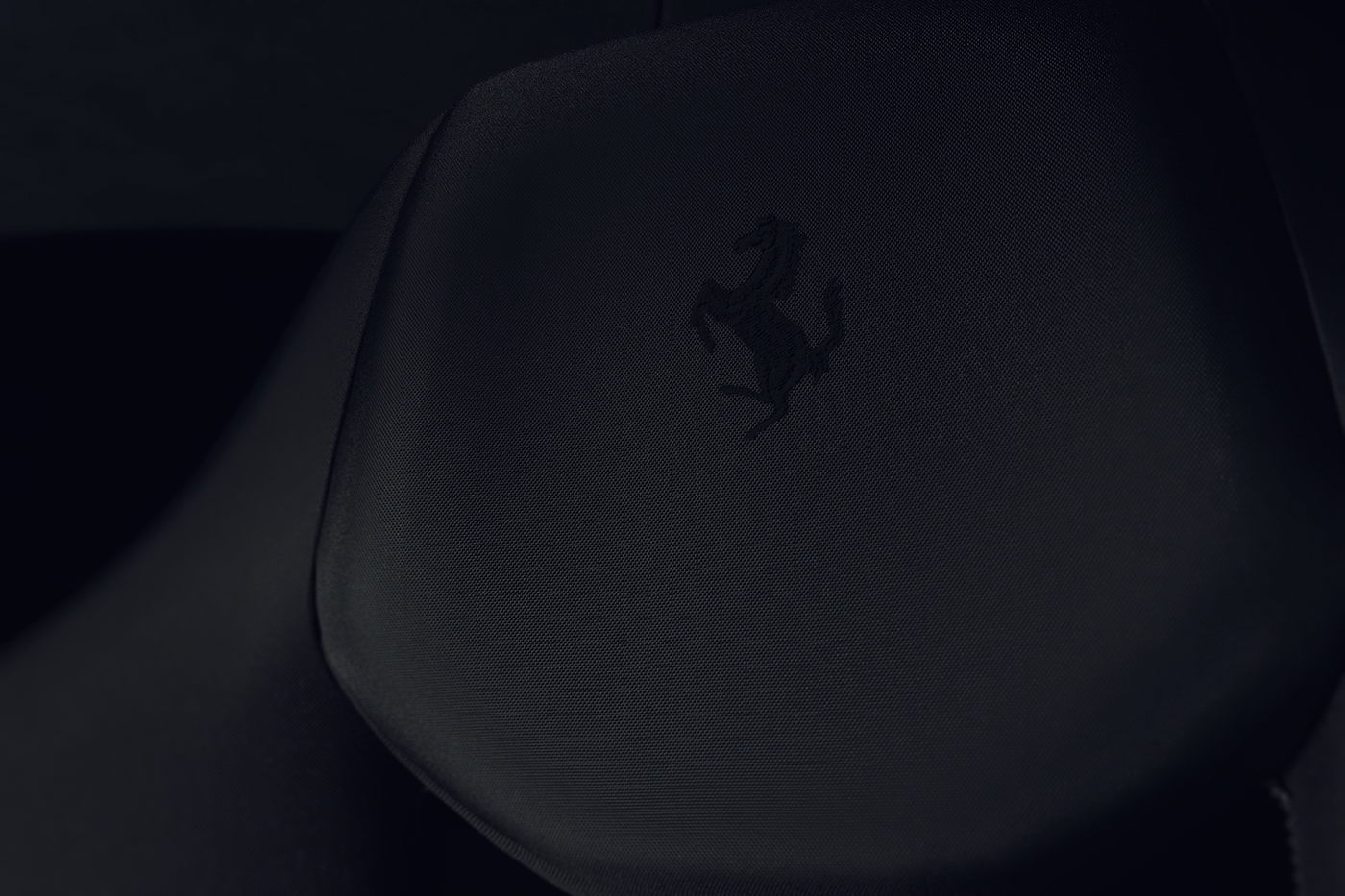 Ferrari，automobile，cgi，industrial design，visualization，