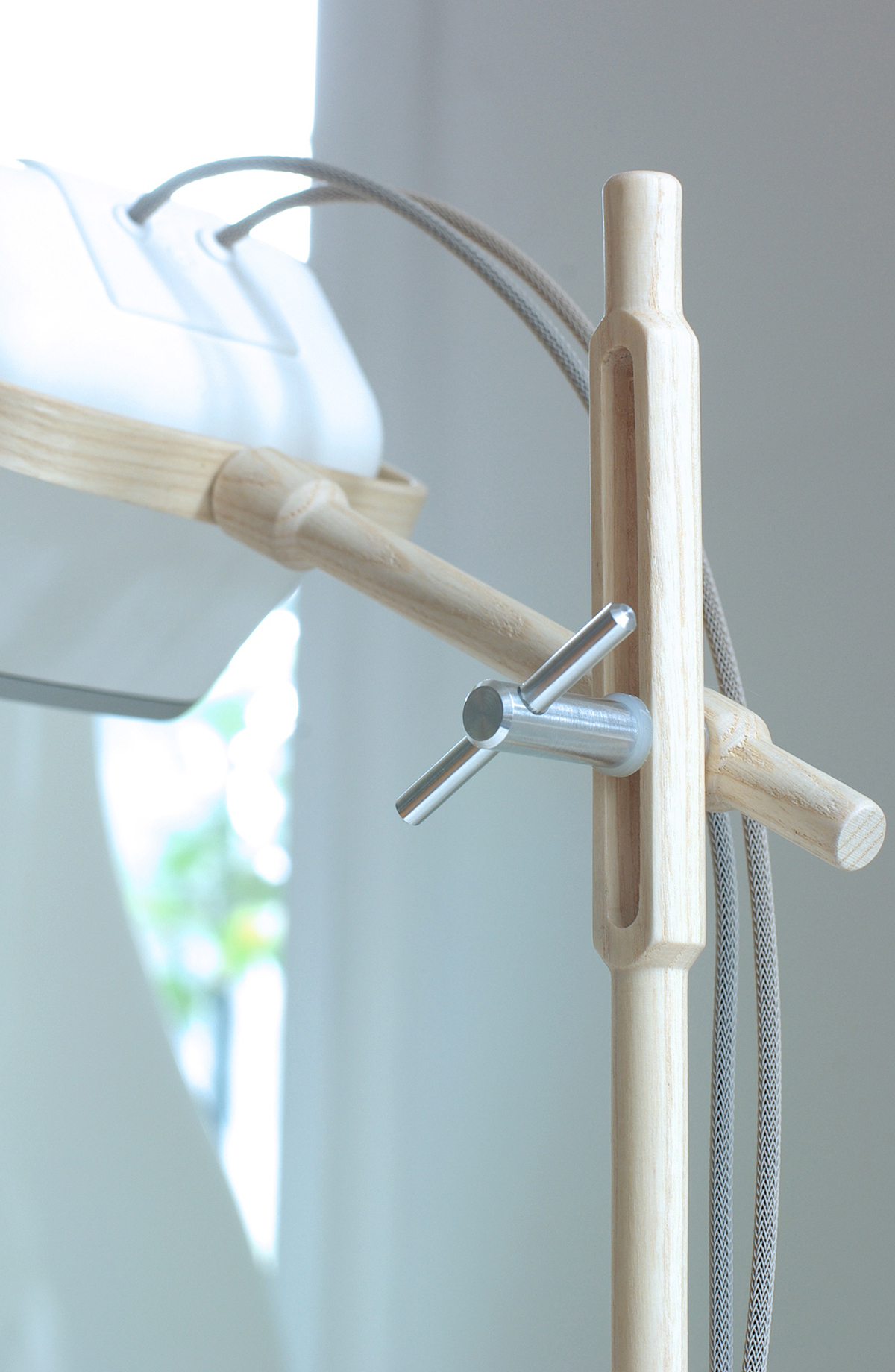 MOB WOOD，Desk lamp，product design，industrial design，