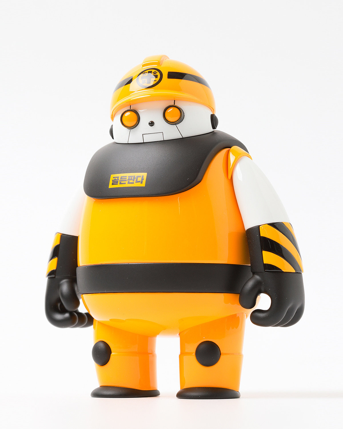 ©SOPP，product design，Golden Panda，Original character robot，Original toys，