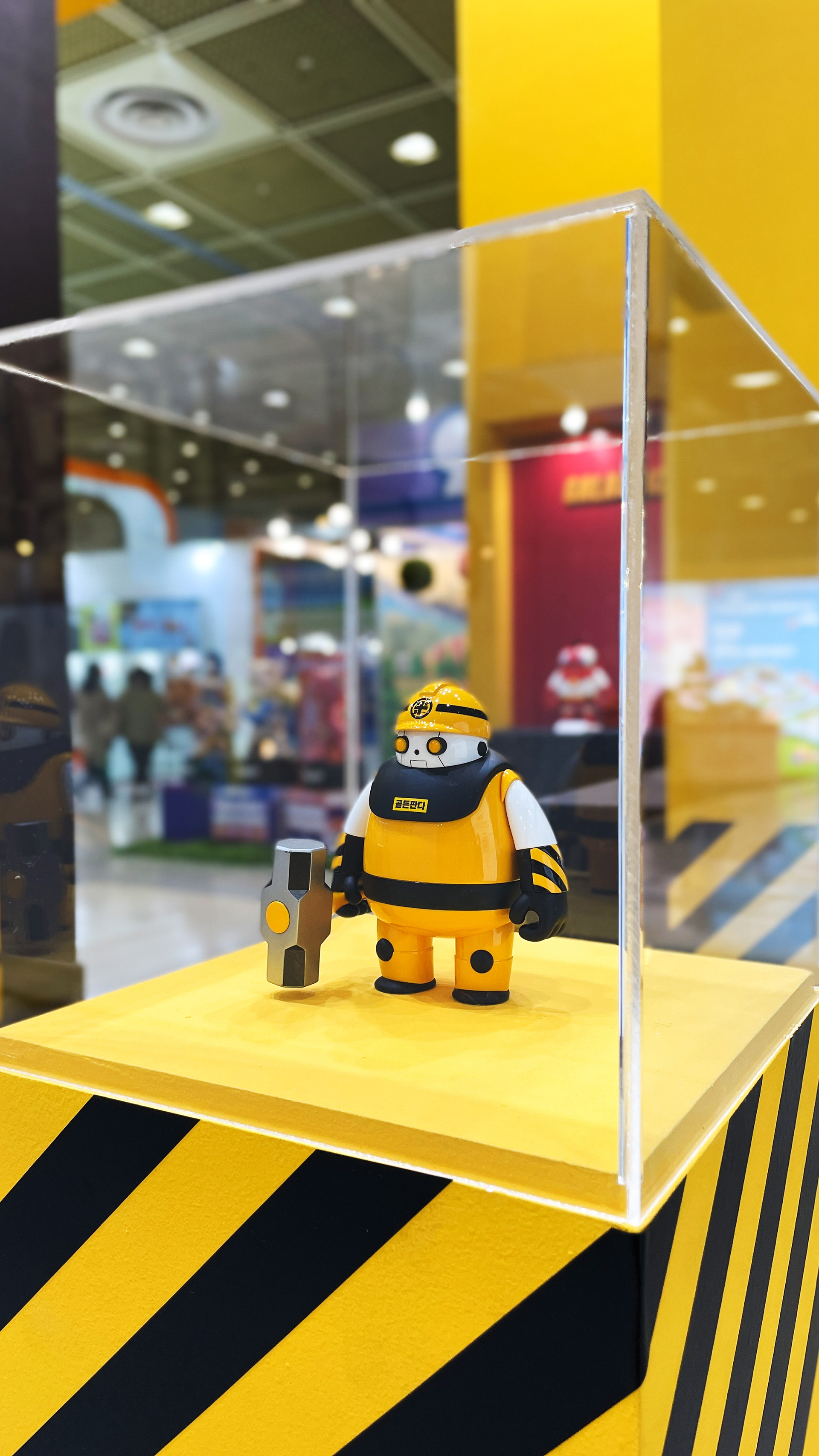 ©SOPP，product design，Golden Panda，Original character robot，Original toys，