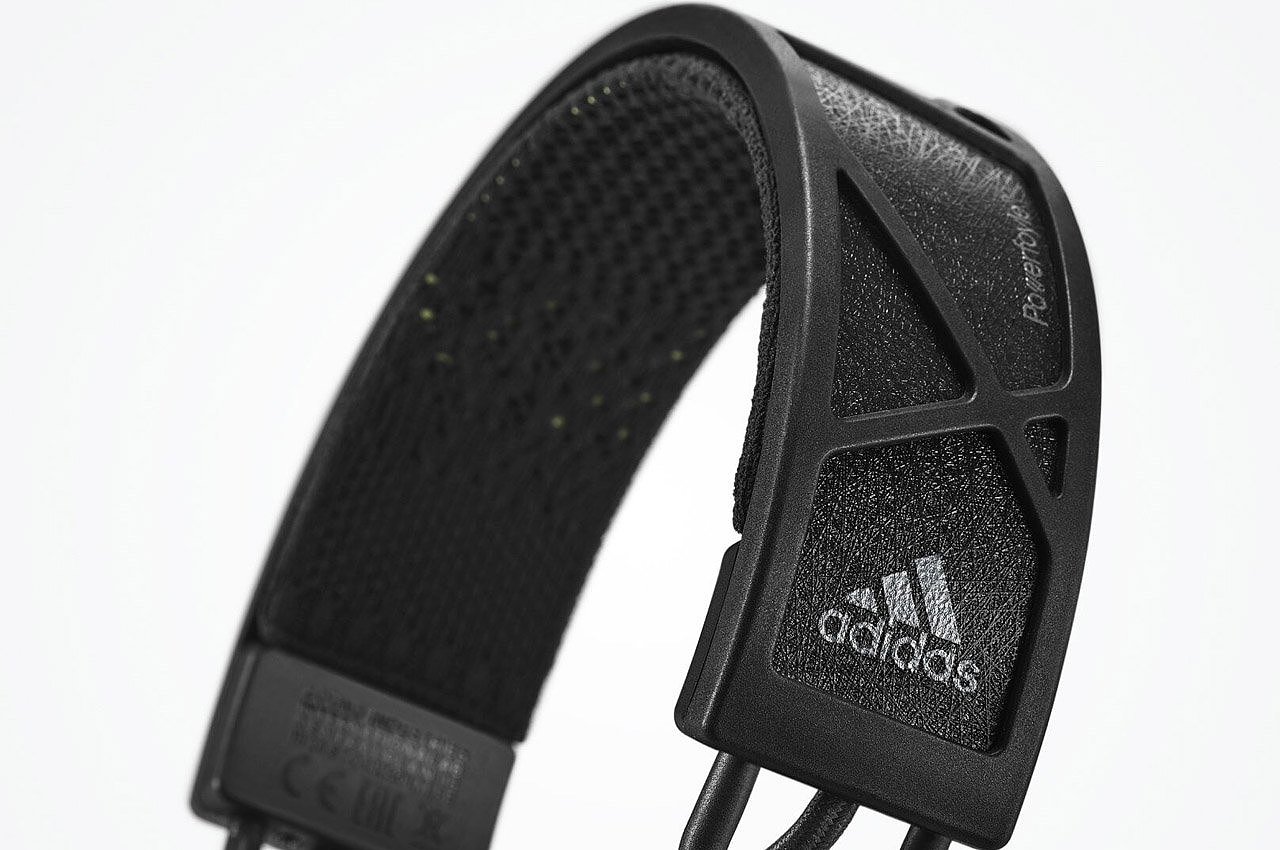 adidas，阿迪达斯，太阳能无线耳机，产品设计，可持续，Urbanista Los Angele，自充电无线耳机，