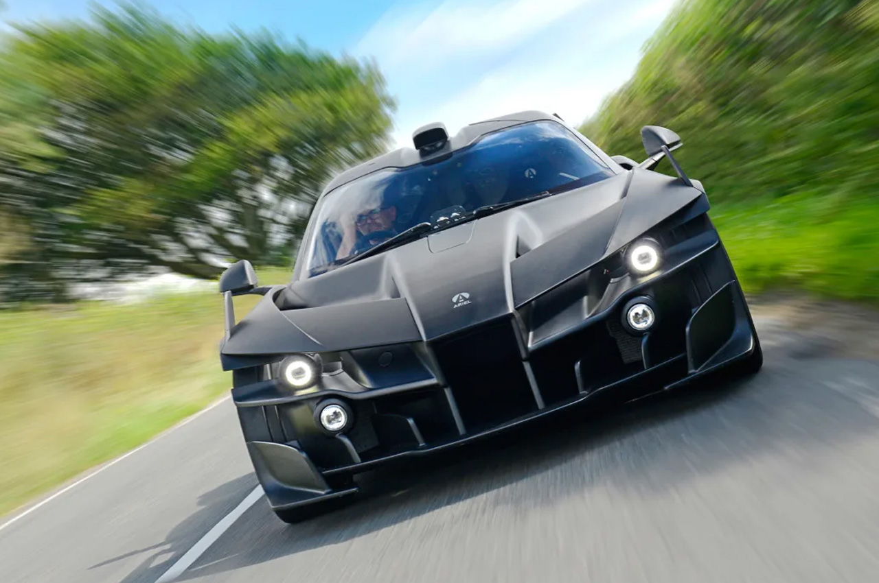 Batmobile，black，Sports car，