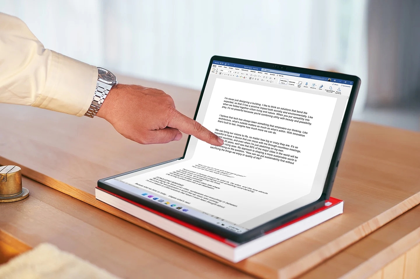 ThinkPad X1 Fold，fold，Wide range of uses，ultrathin，