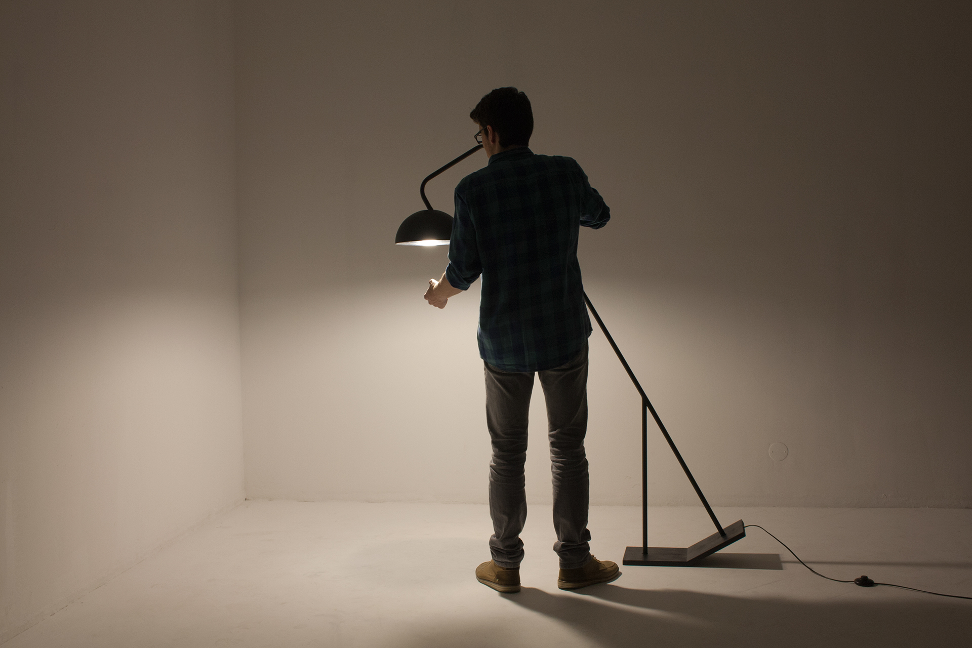 Simple function，human-computer interaction，Automatic adjustment，