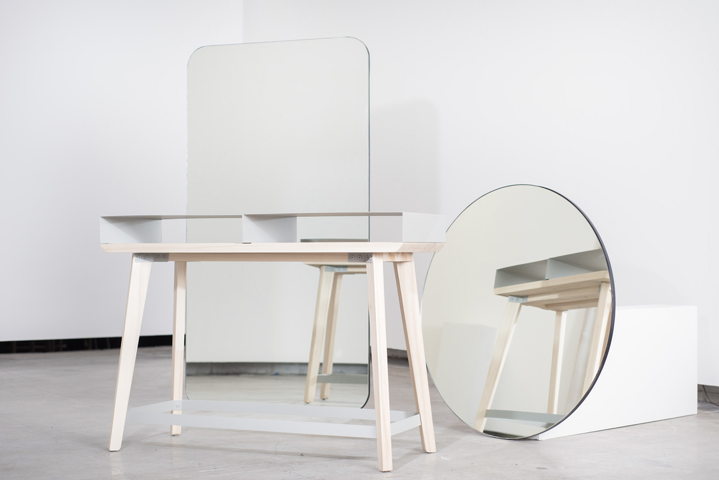 details，furniture design ，mirror，delicate，